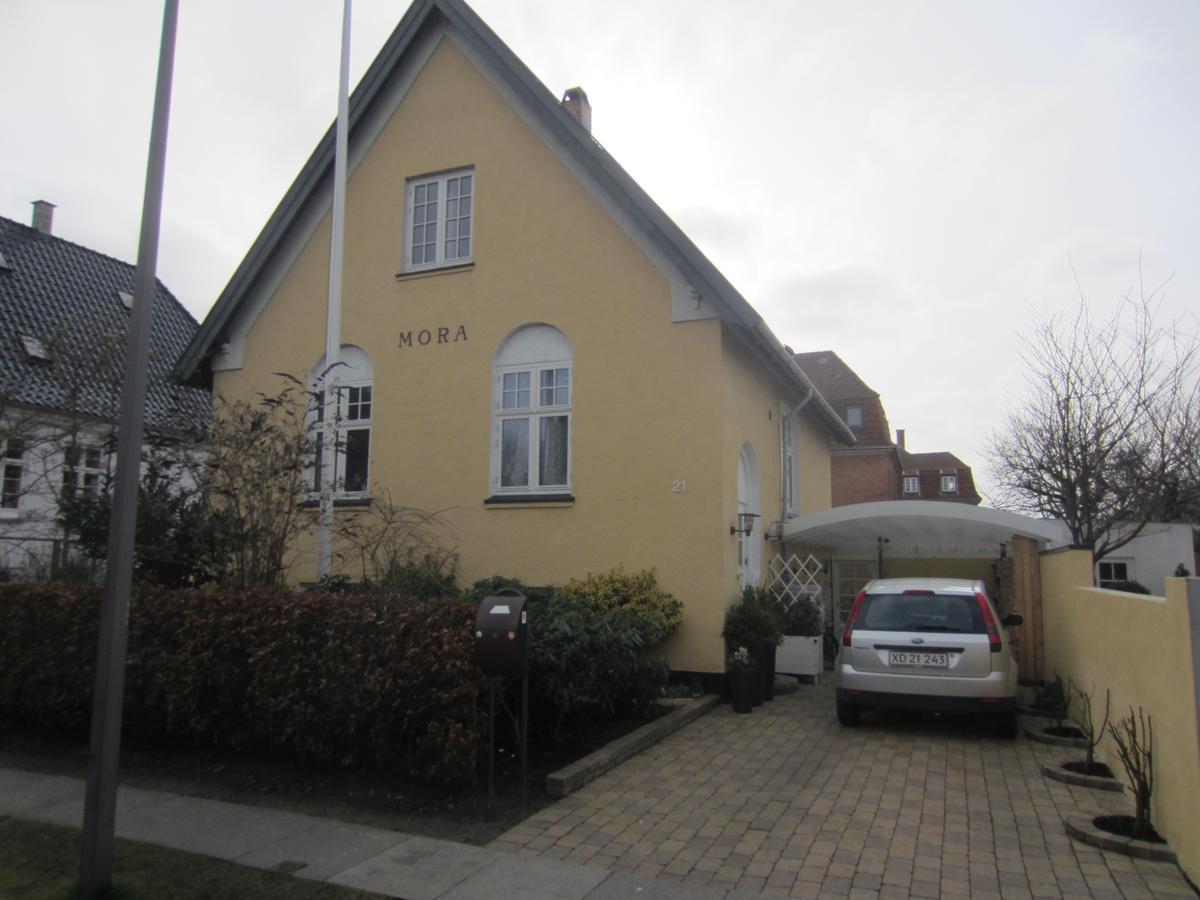 Bed And Breakfast Hos Hanne Bach Copenhaga Exterior foto